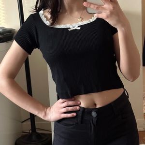 Square neck cropped top